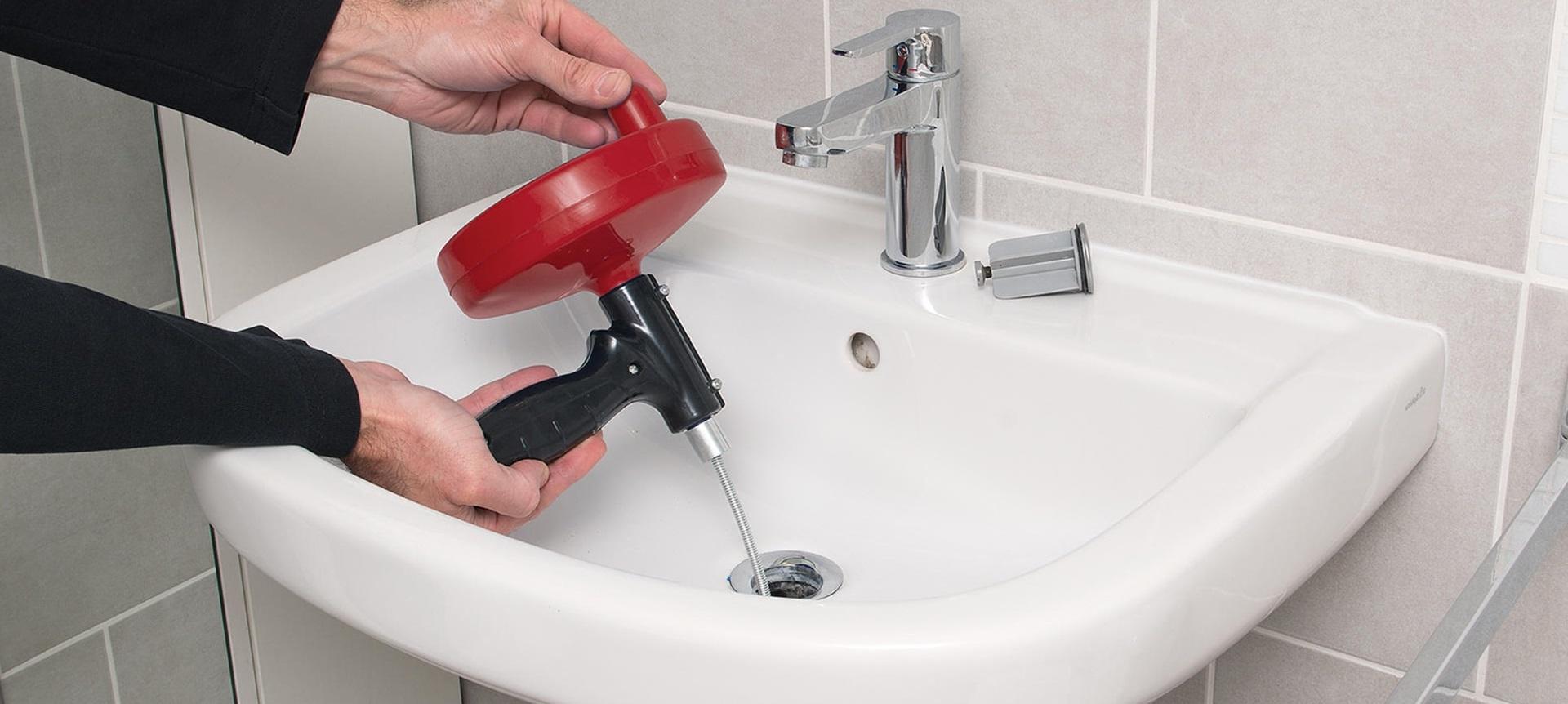 Méthodes alternatives pour déboucher votre canalisation de douche sans rien  acheter - PLOMBIER SOS Bruxelles
